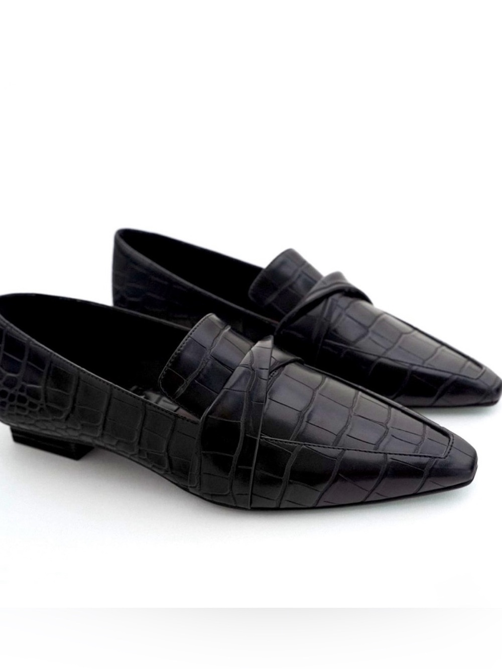 Zara Black Croc Embossed Pointed Toe Loafers Flats Size 7.5 Minimalist